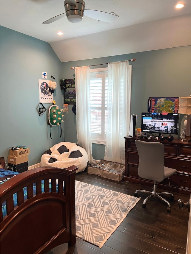 office area with lofted ceiling, hardwood / wood-style floors, and ceiling fan