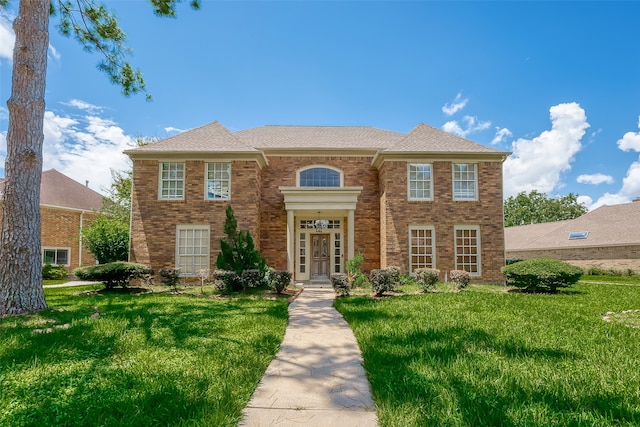 view of front of house with a front yard