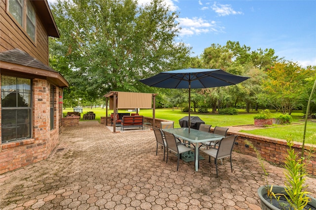 view of patio with an outdoor hangout area