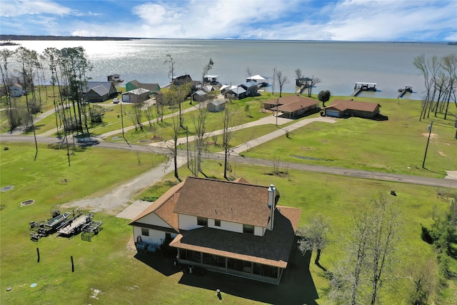 bird's eye view featuring a water view