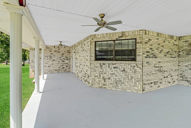 view of patio with ceiling fan