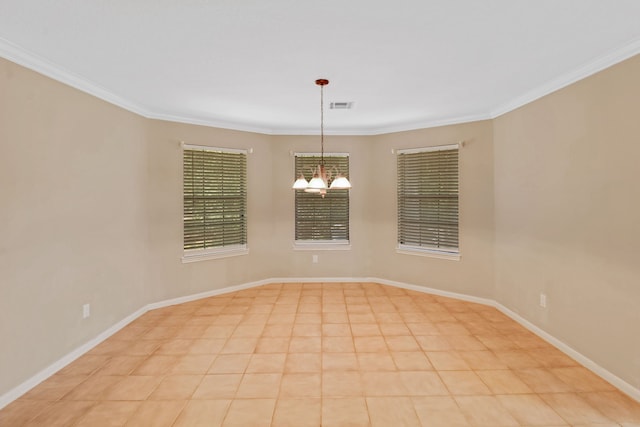 unfurnished room featuring light tile patterned flooring, an inviting chandelier, and crown molding