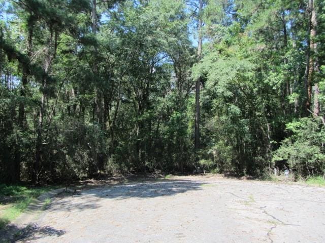 Listing photo 2 for TBD Pine Valley, Huntsville TX 77320