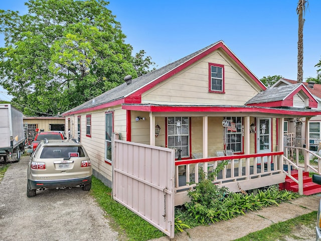 view of front of house with covered porch