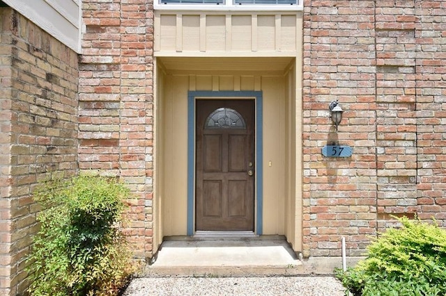 view of exterior entry