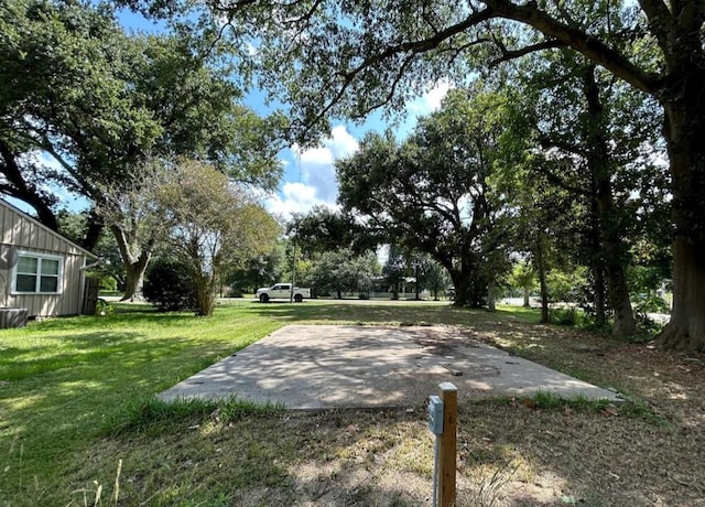 8729 Cloverdale St, Beaumont, TX 77705
