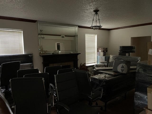 office with a textured ceiling