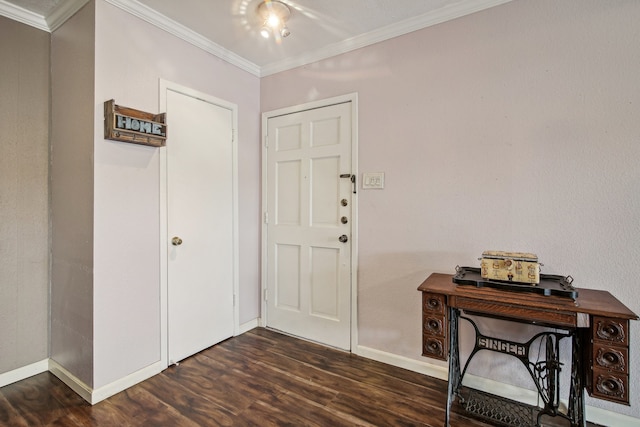 foyer entrance featuring dark wood-type flooring and ornamental molding