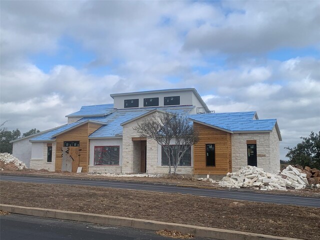 view of modern home