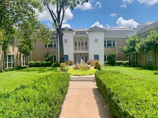 2600 Bellefontaine St Unit A18, Houston, TX 77025 - photo 8