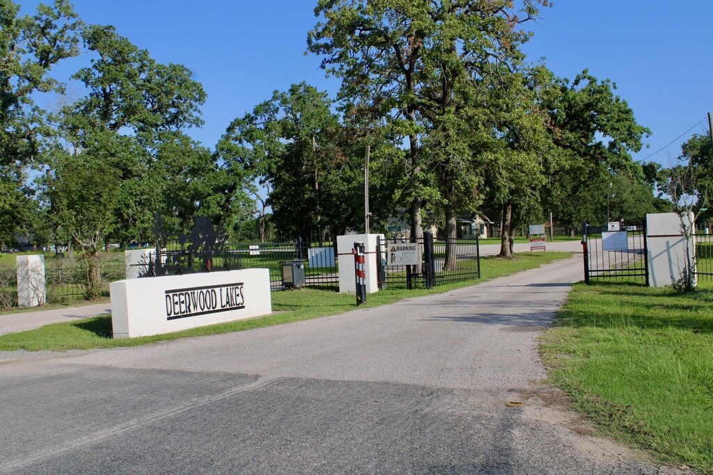 26138 Moose Dr, Hempstead, TX 77445