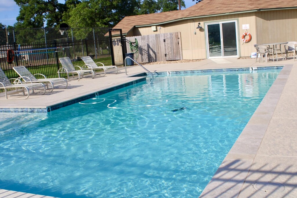 26138 Moose Dr, Hempstead, TX 77445