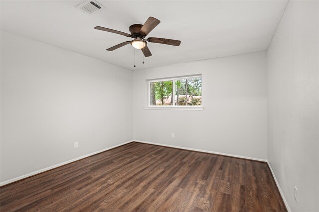 unfurnished room featuring ceiling fan and hardwood / wood-style floors