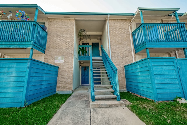 view of building exterior