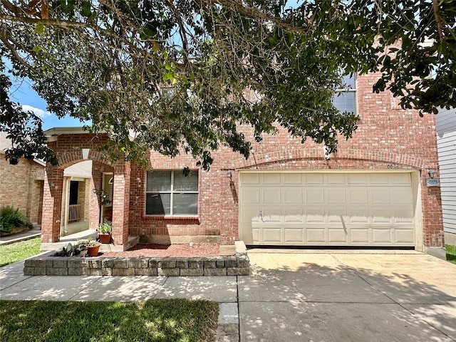 view of front facade featuring a garage