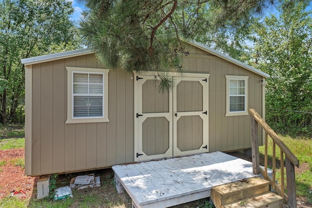 view of outbuilding