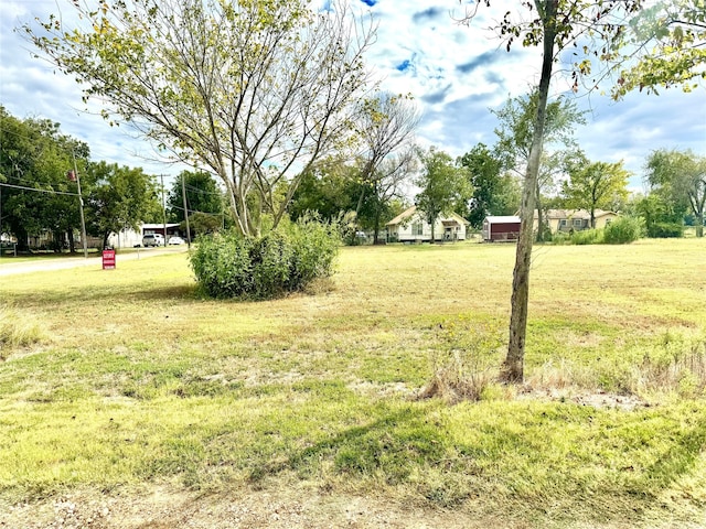 Listing photo 2 for TBD E Conch Ave, Wortham TX 76693