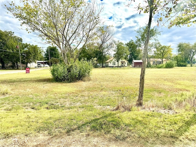 Listing photo 3 for TBD E Conch Ave, Wortham TX 76693