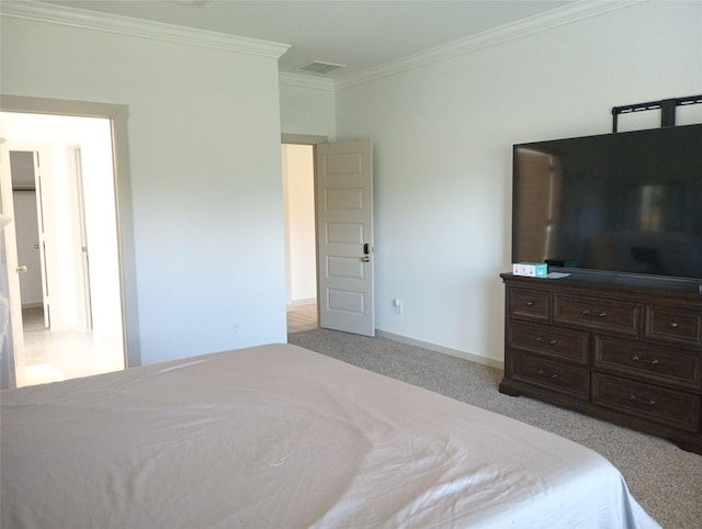 3335 Balboa Grove Ln, Missouri City, TX 77459 - bedroom with baseboards, visible vents, light colored carpet, and ornamental molding