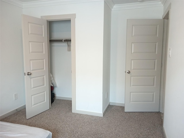 3335 Balboa Grove Ln, Missouri City, TX 77459 - unfurnished bedroom featuring carpet flooring, a closet, and crown molding