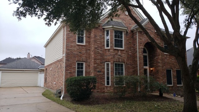 view of front facade with a garage