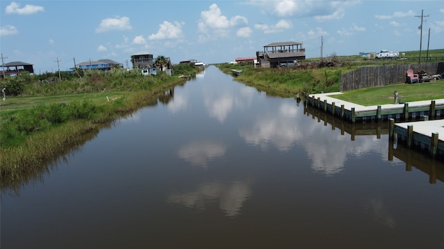 Listing photo 3 for 1036 Mabry St, Gilchrist TX 77617