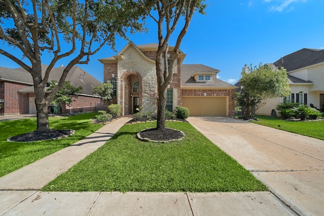 view of front of property with a front lawn