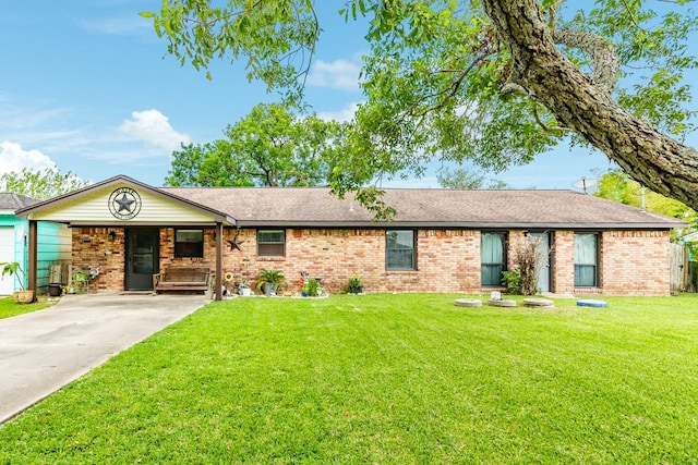 131 Bastrop Bayou Dr, Angleton, TX 77515 - single story home with concrete driveway, a shingled roof, a front lawn, and brick siding