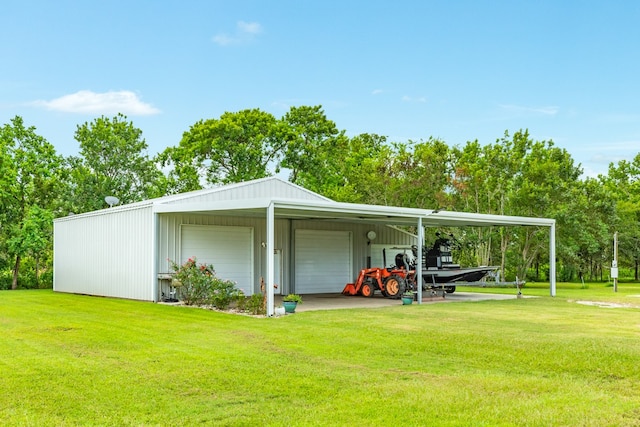 exterior space featuring an outdoor structure and a yard