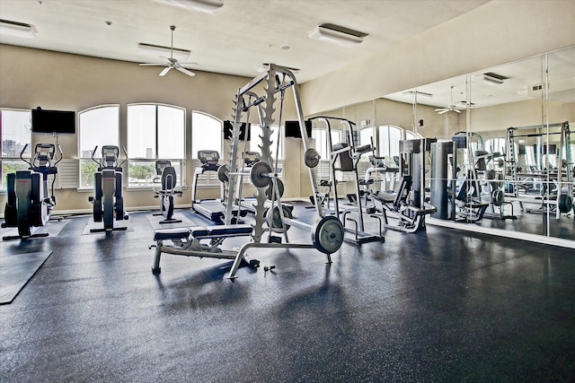 exercise room featuring ceiling fan