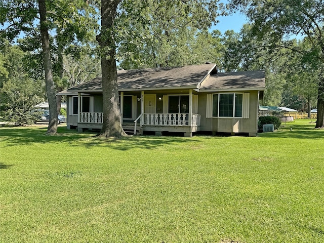 ranch-style house featuring a front lawn