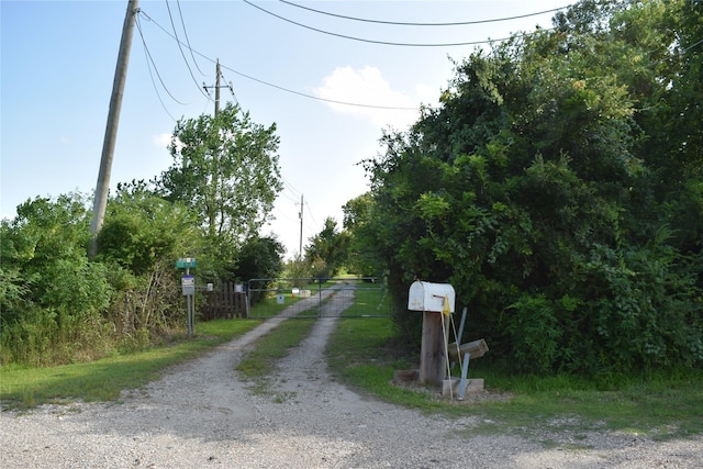 2304 Old Rd, Friendswood, TX 77546 - photo 2