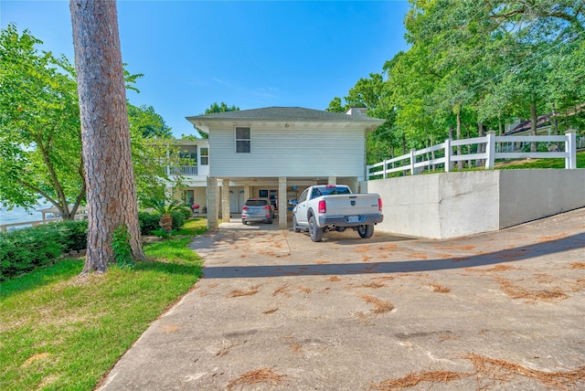 view of front of house featuring a carport