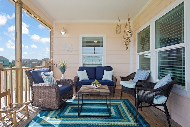 view of sunroom / solarium