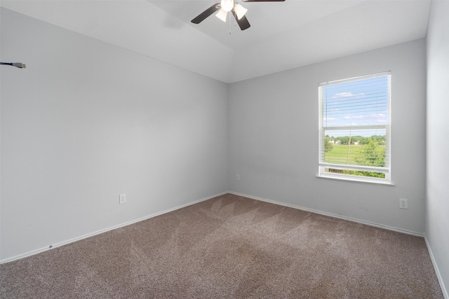 unfurnished room featuring carpet floors and ceiling fan