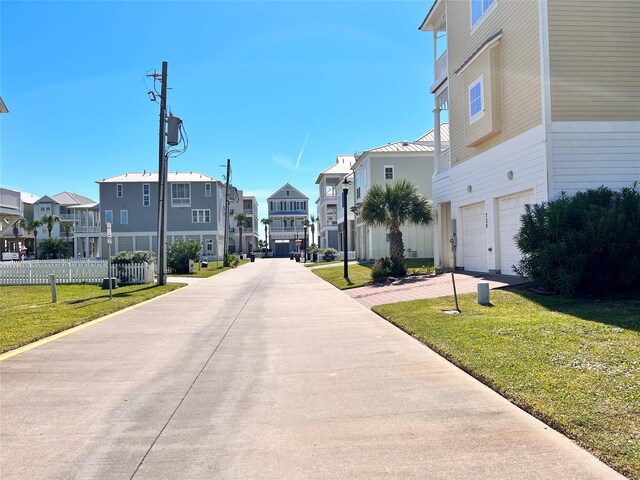 726 Beachtown Psge, Galveston, TX 77550
