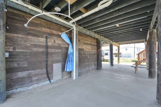 misc room featuring concrete floors