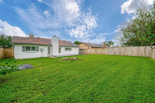 exterior space featuring a yard