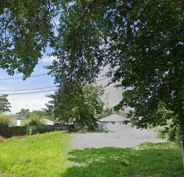 Listing photo 2 for 8613 Manus St, Houston TX 77093