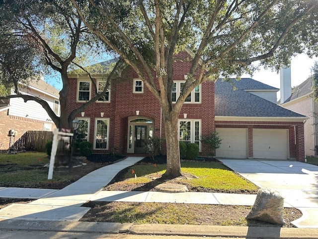 view of front of property with a front lawn