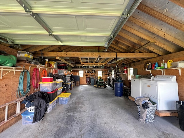 garage featuring independent washer and dryer