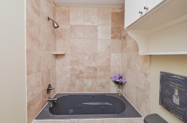 full bath featuring a combined bath / shower with jetted tub