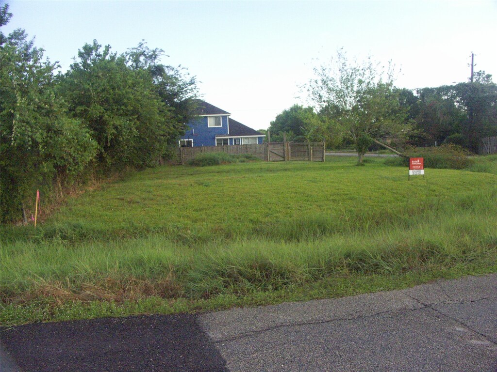 5302 Ricky St, Houston, TX 77033