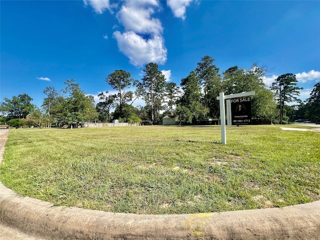 Listing photo 2 for 144 Circle Dr, Cleveland TX 77327