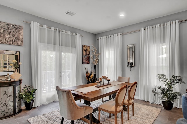 dining room featuring light hardwood / wood-style flooring