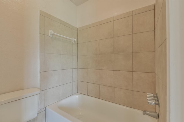 full bath with bathtub / shower combination and toilet