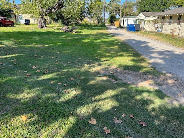 711 Ml King Jr St, Texas City, TX 77590 - photo 5