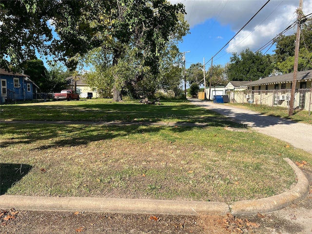 711 Ml King Jr St, Texas City, TX 77590 - photo 13