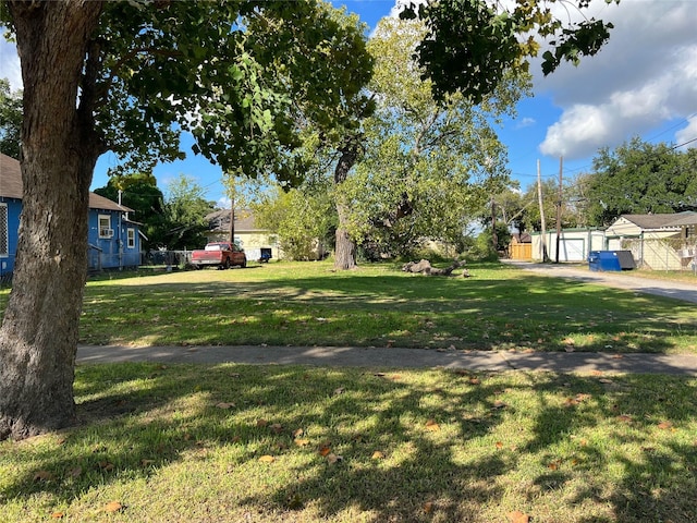 705 Ml King Jr St, Texas City, TX 77590 - photo 14