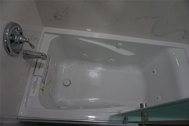 room details with a whirlpool tub